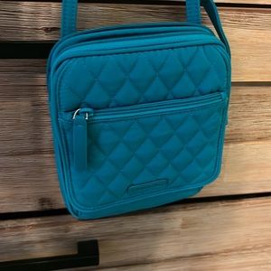 VERA BRADLEY crossbody purse